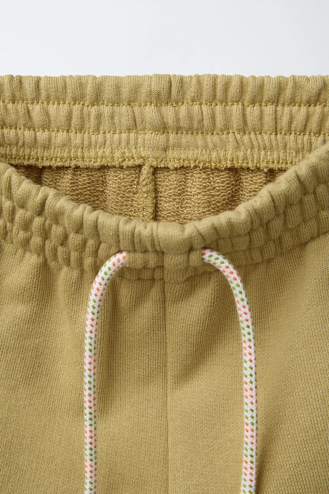 PLUSH PIPED SHORTS