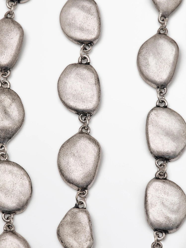 Cascade-effect necklace