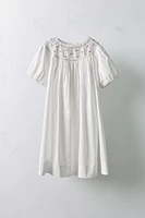ANS/ ROBE FLEURS BRODÉES ÉDITION LIMITÉE