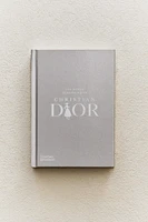 LIVRE THE WORLD ACCORDING TO CHRISTIAN DIOR