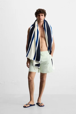 SERVIETTE DE PLAGE À RAYURES