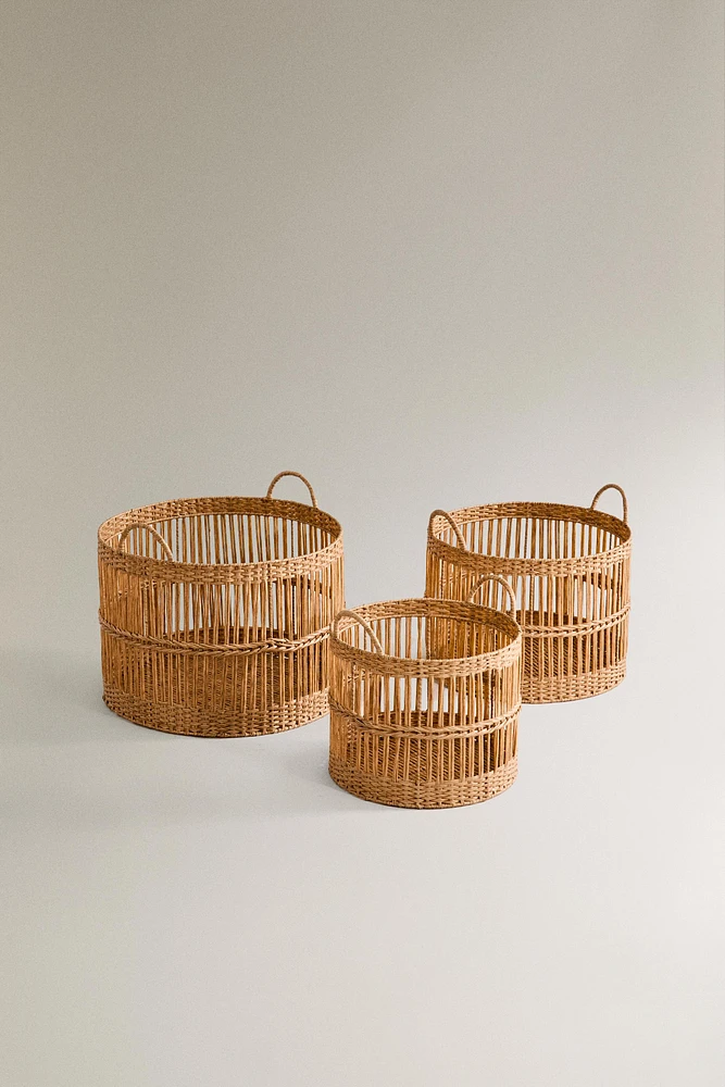 BASKET WITH HANDLES