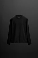 LONG SLEEVE PERFORATED T-SHIRT
