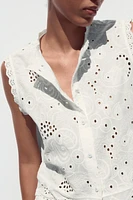 EMBROIDERED EYELET TOP