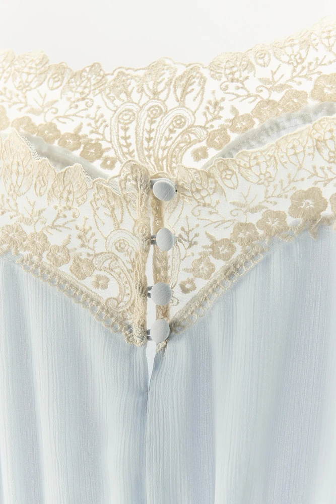 ROBE À BRETELLES DENTELLE