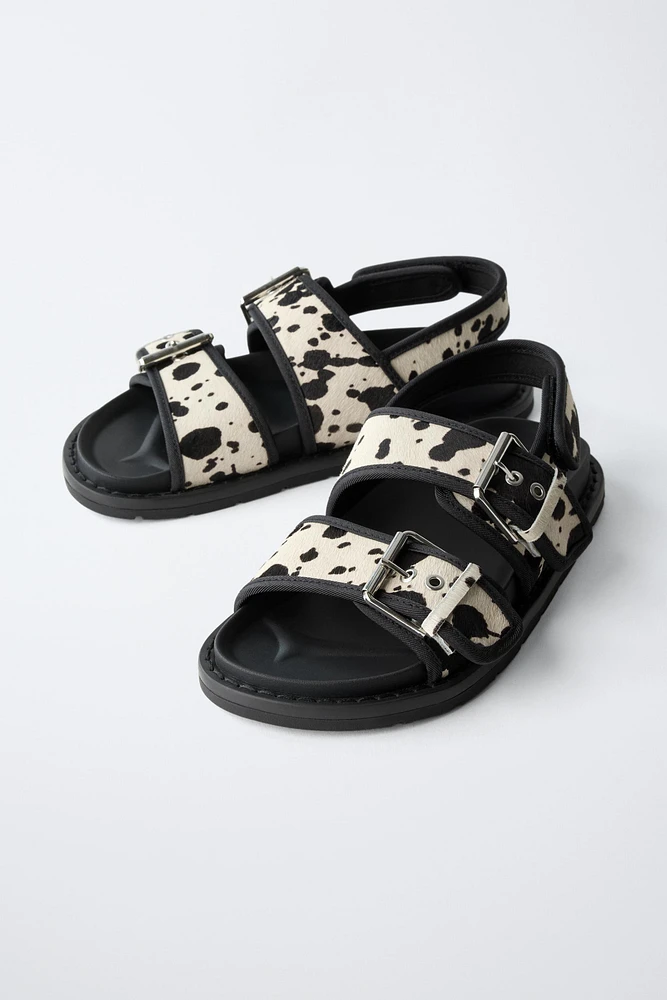 ANIMAL PRINT LEATHER SANDALS
