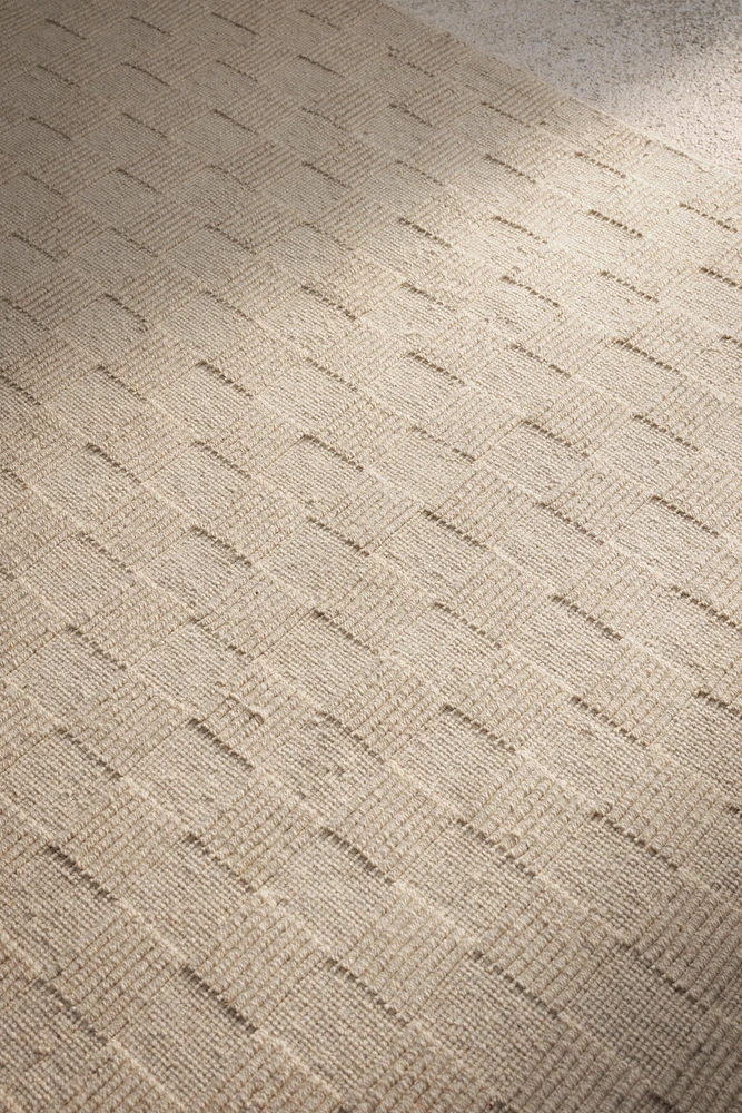 RUG 01