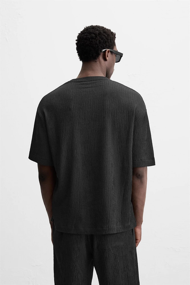 TEXTURED JACQUARD T-SHIRT