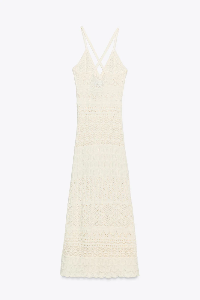 ROBE LONGUE EN MAILLE POINTELLE