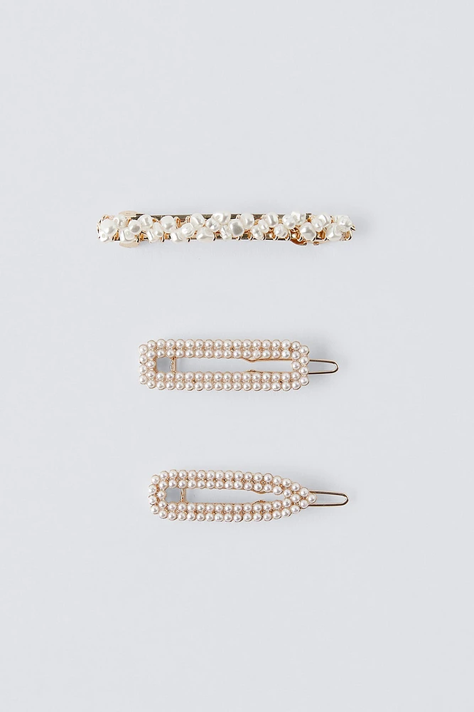 THREE-PACK OF PEARL CLIPS