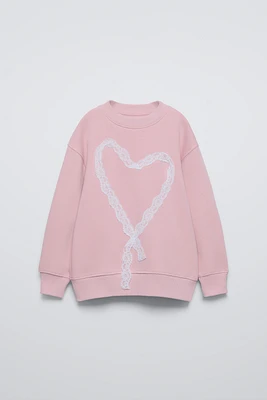 LACE HEART SWEATSHIRT