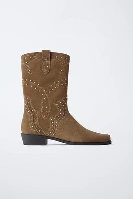 BOTTES COW-BOY EN DAIM AVEC CLOUS