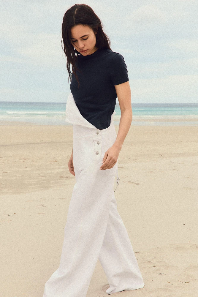 BACK SEAMED T-SHIRT