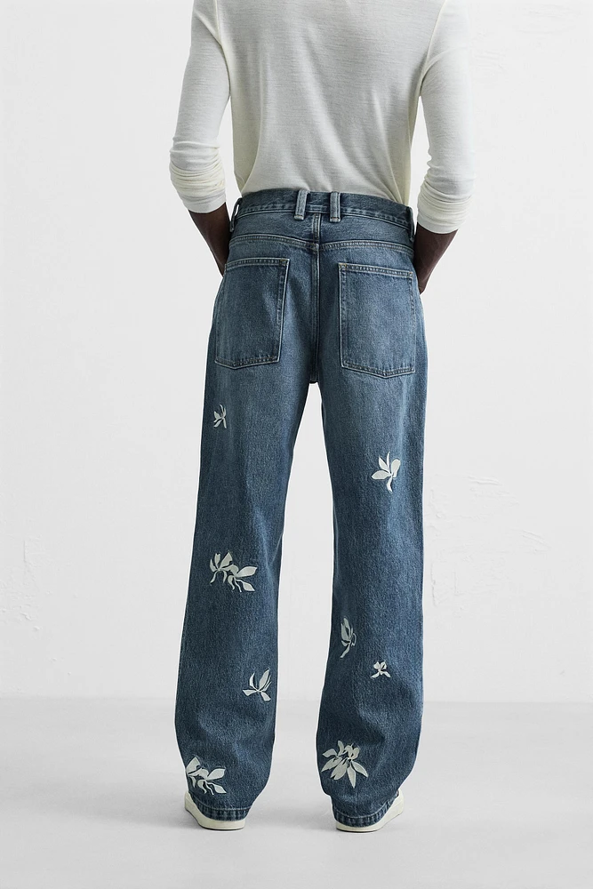 JEANS RELAXED FIT BRODÉS