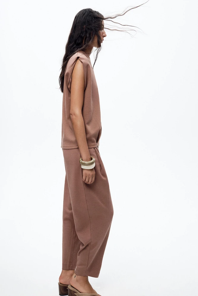 WASHED PLEATED PANTS