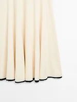 Robe portefeuille contrastante
