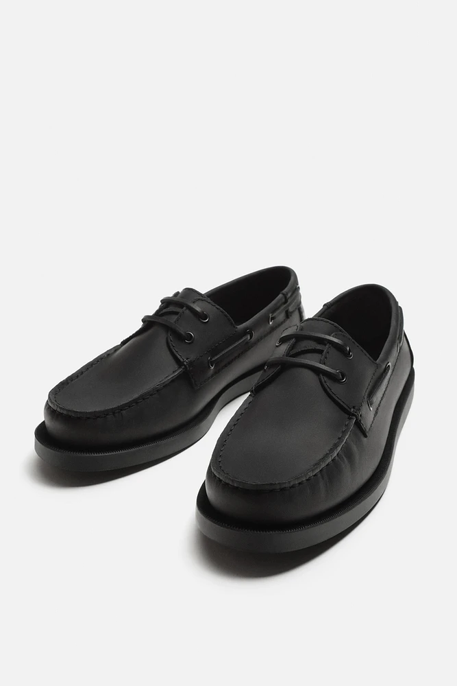 LEATHER DECK SHOES