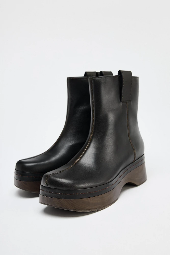 BOTTINES À PLATEFORME EN CUIR