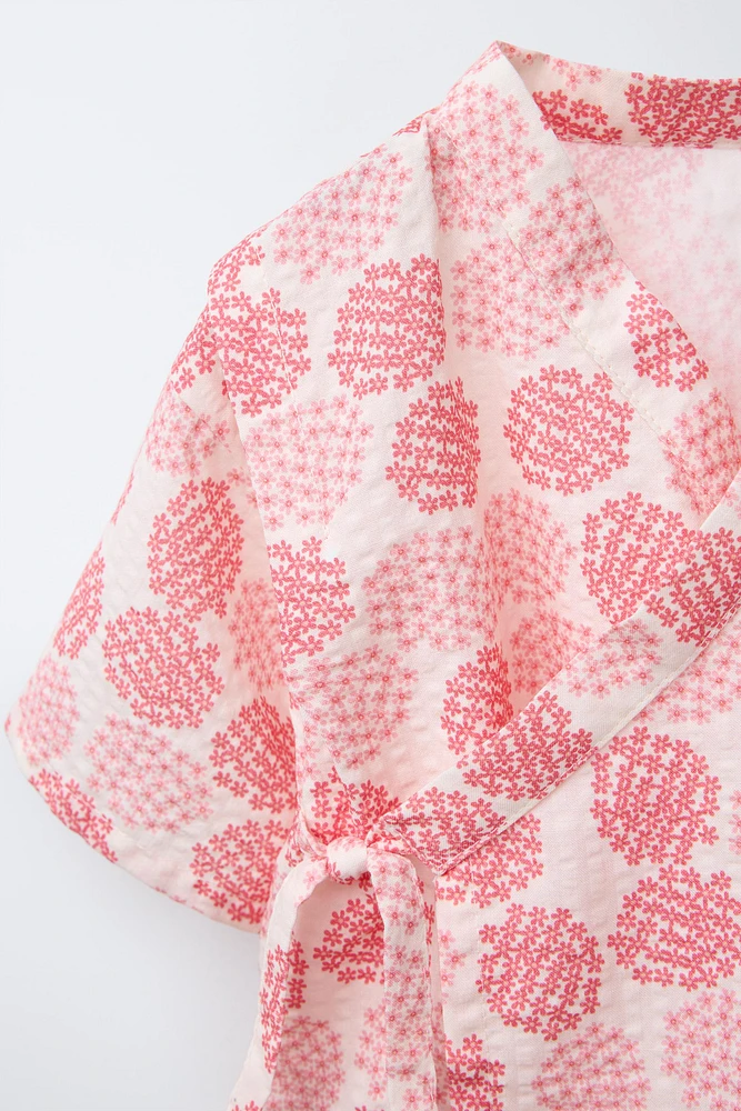 9-18 MOIS/ ENSEMBLE IMPRIMÉ FLEURS KIMONO ET BERMUDA