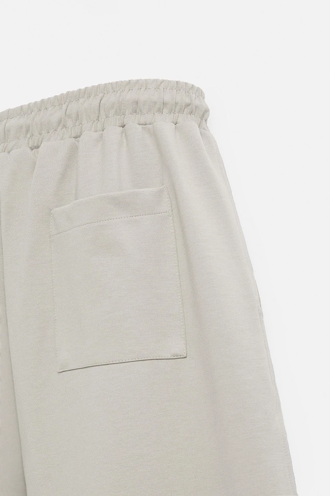 PANTALON DE JOGGING COUPE LARGE TECHNIQUE