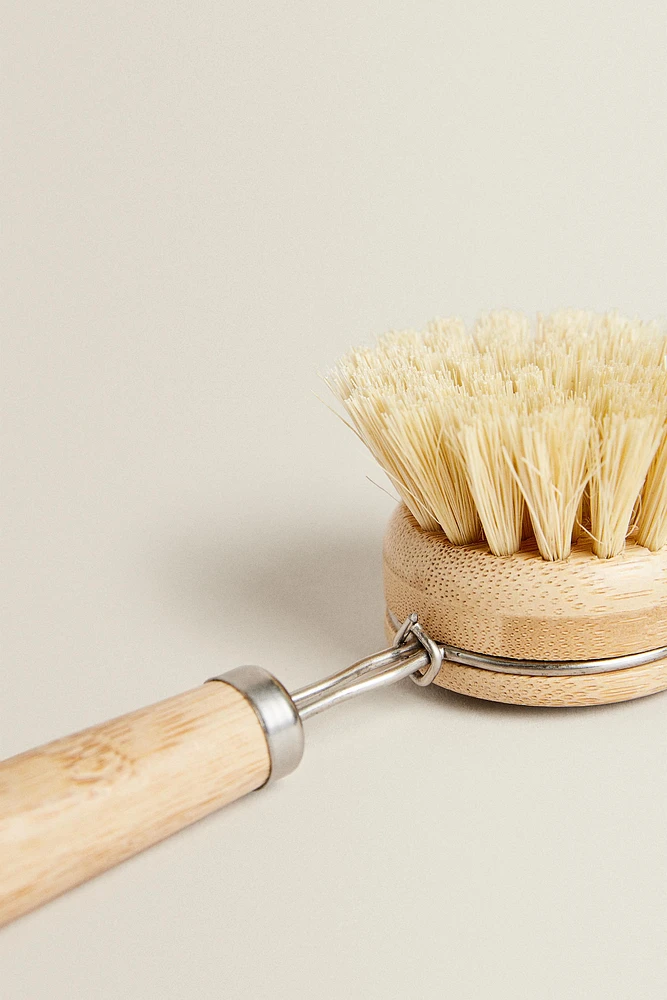 WOODEN TABLEWARE BRUSH