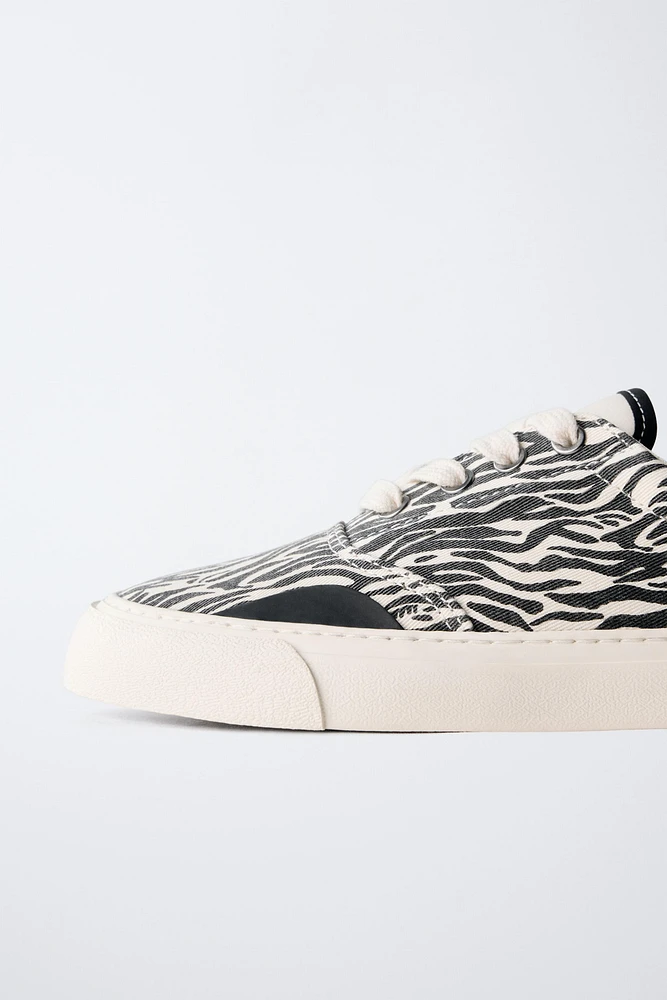 TENNIS ANIMAL PRINT