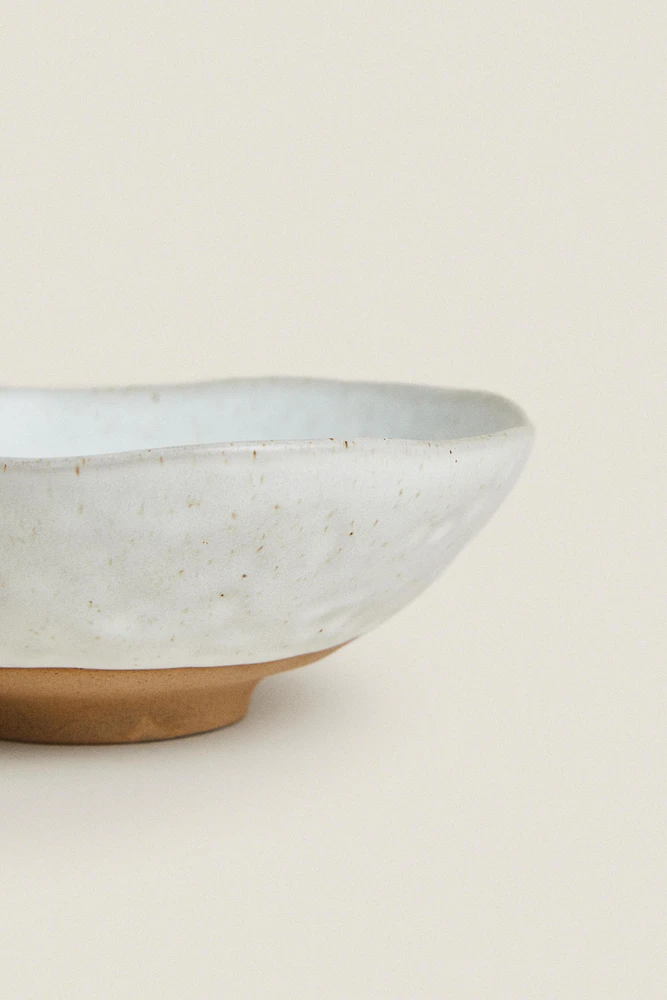 TEXTURED STONEWARE BOWL