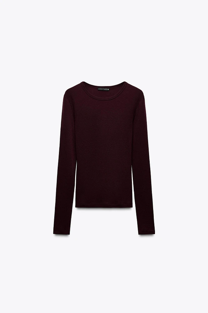 WOOL BLEND TOP