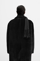 MANTEAU EN FAUSSE FOURRURE