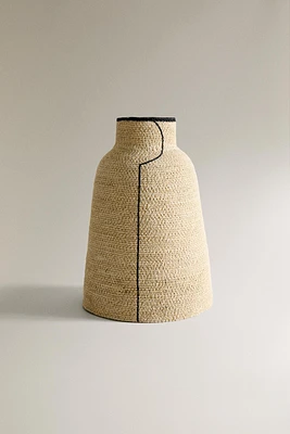 TALL SEAGRASS VASE WITH LINE