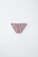 AGES -6/ THREE-PACK OF LACE UNDERWEAR