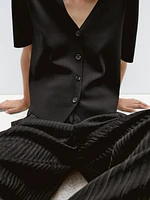 Flowing knit short sleeve cardigan