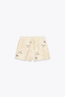 EMBROIDERED CROCHET FLOWER SHORTS