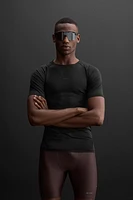 COMPRESSION T-SHIRT