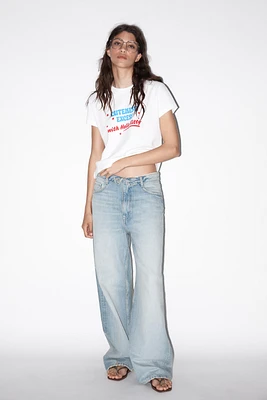 T-SHIRT EFFET DÉLAVÉ HELLO KITTY © 2025 SANRIO