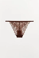 CULOTTE EN DENTELLE À FLEURS