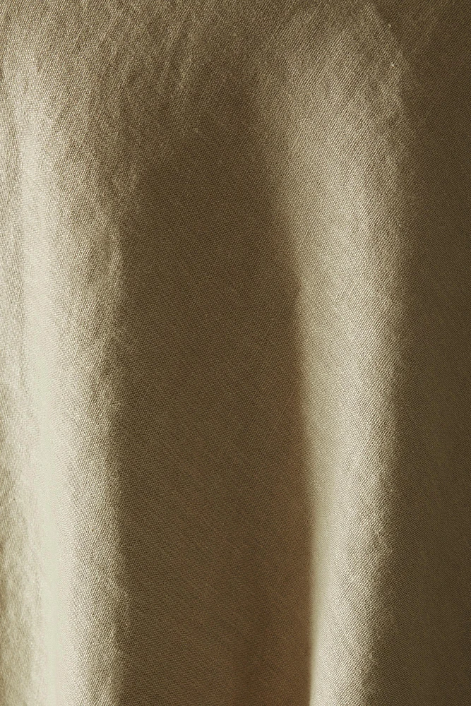TABLECLOTH 01