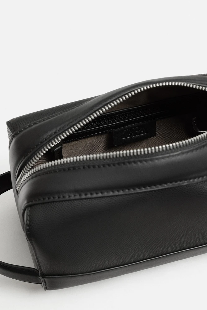 TROUSSE DE TOILETTE SIMPLE