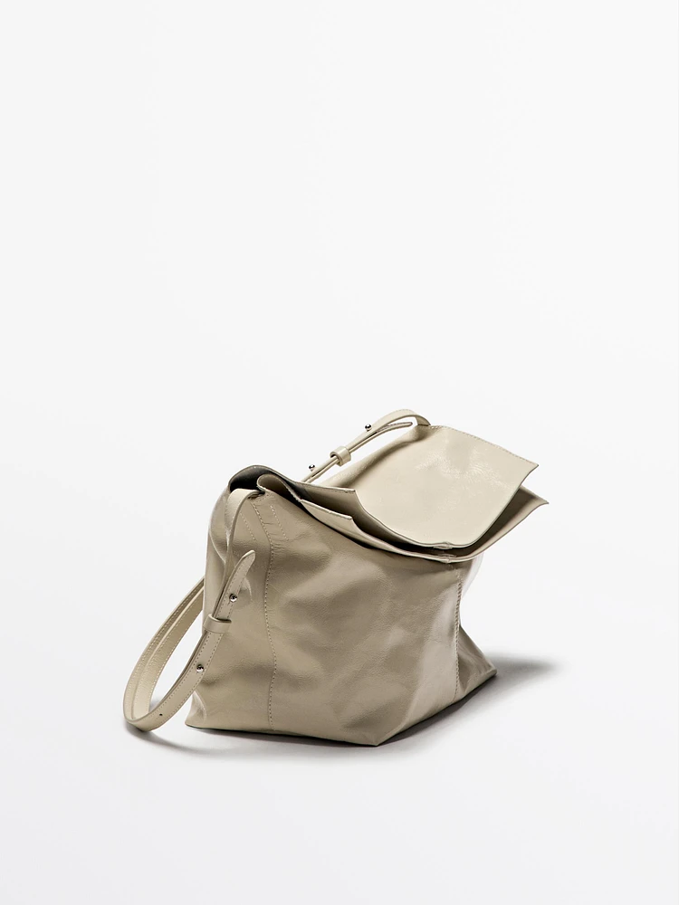 Sac flap craquelé en cuir nappa
