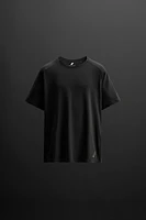 TEXTURED TRAINING T-SHIRT