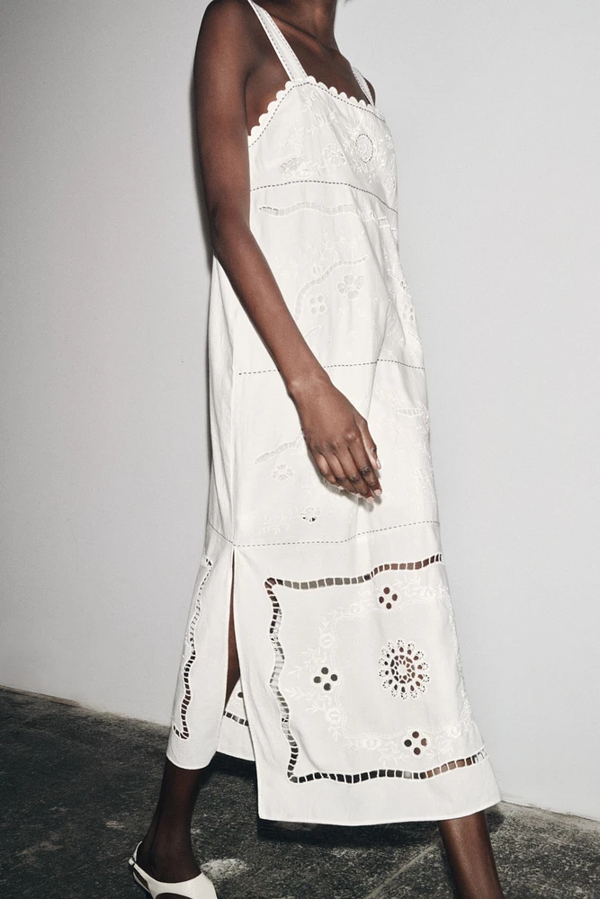 ZW COLLECTION EMBROIDERED STITCH DRESS