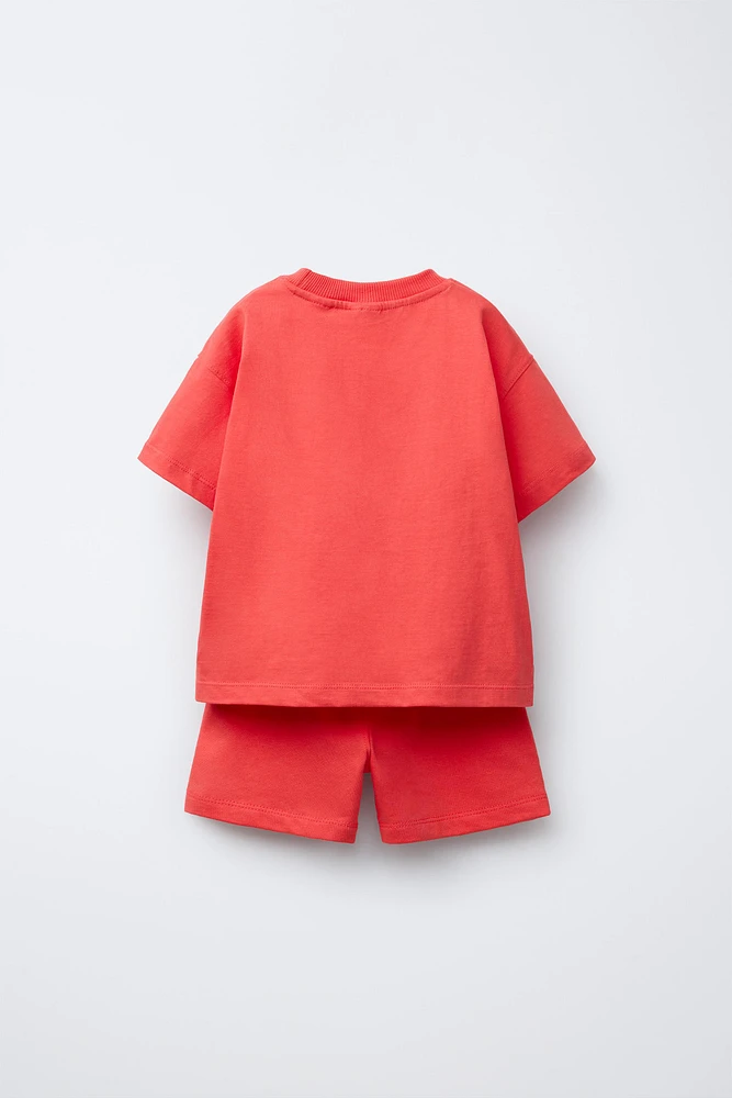 T-SHIRT AND BERMUDA SHORTS SET WITH TEXT PRINT