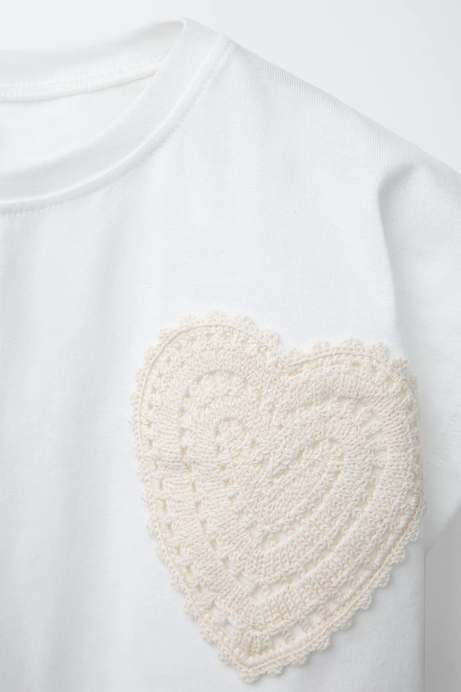 CROCHET HEART T-SHIRT