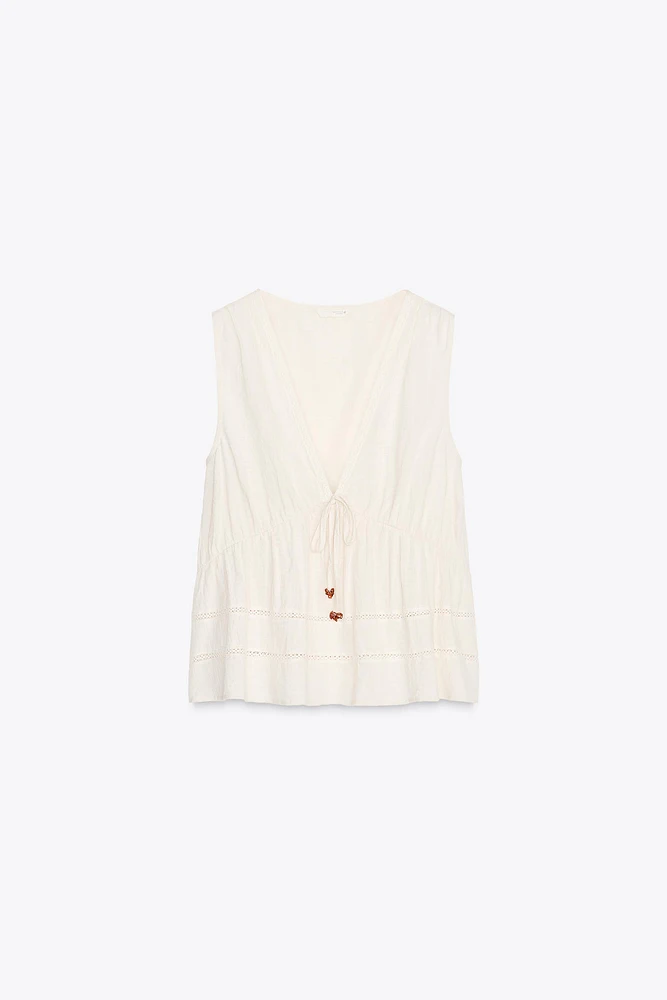 LACE TRIM SLEEVELESS TOP