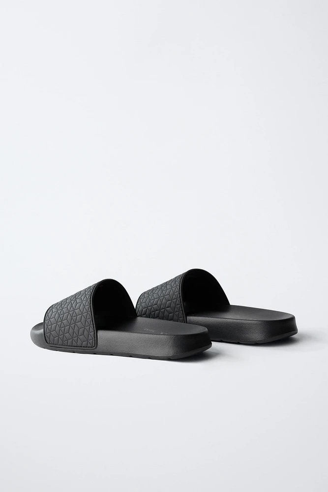 RAISED SLIDES