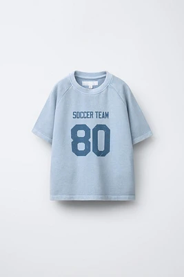 T-SHIRT À MANCHES RAGLAN IMPRIMÉ