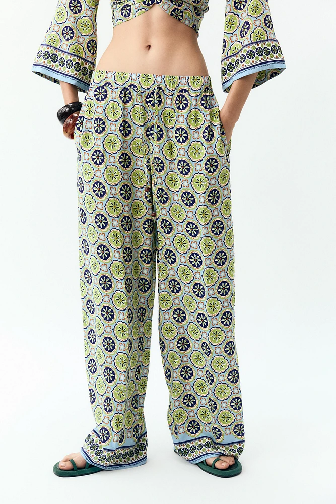PANTALON LARGE IMPRIMÉ