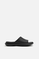 THICK SOLE POOL SLIDES