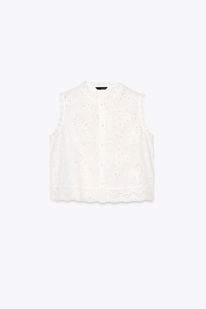 EMBROIDERED EYELET TOP