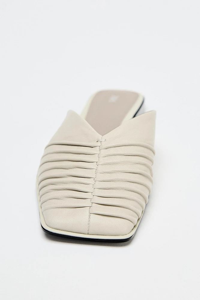 GATHERED LEATHER MULES